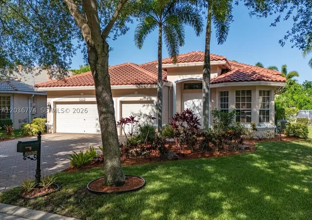 Photo 2 of Single family home for sale at 5932 56th Cir, Coral Springs, FL 33067 | MLS# A12036774 | Listing updated on 2026-09-22