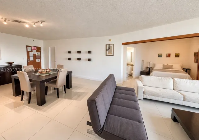 Photo 4 of Condo for sale at 4001 S Ocean Dr #11A, Hollywood, FL 33019 | MLS# A12037068 | Listing updated on 2026-09-16