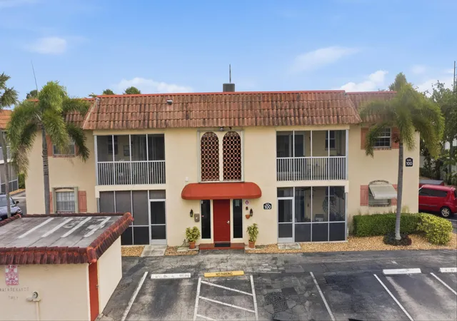 26th image of 101 E Mcnab Rd #102, Pompano Beach, FL 33060 | MLS# B26041088