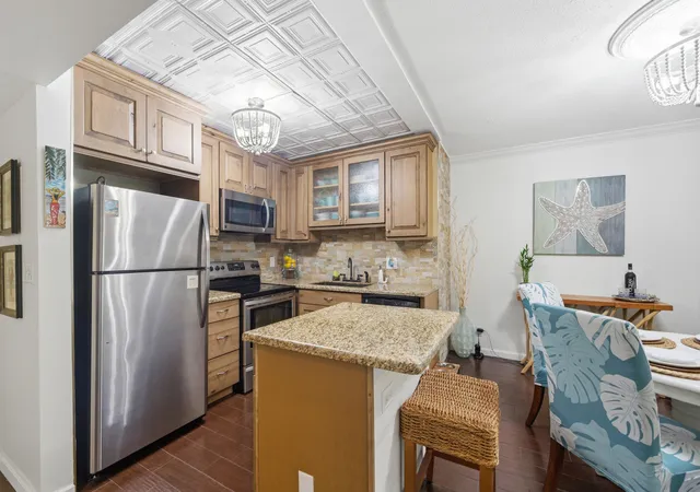 5th image of 101 E Mcnab Rd #102, Pompano Beach, FL 33060 | MLS# B26041088