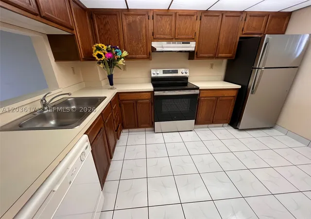 Photo 3 of Condo for sale at 1075 Riverside Dr #505, Coral Springs, FL 33071 | MLS# A12036171 | Listing updated on 2026-09-15