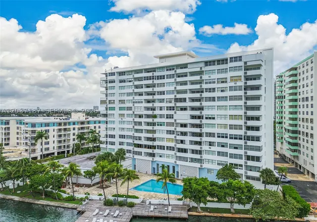 Photo 1 of Condo for sale at 3 Island Ave #14A, Miami Beach, FL 33139 | MLS# A12037187 | Listing updated on 2026-08-27