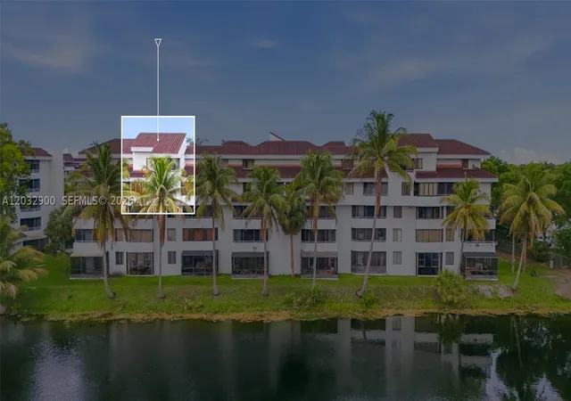 Listing Photo 2 - Condo for sale in building located at 8335 Sw 152Nd Ave, Miami, FL 33193 - Unit #B-411