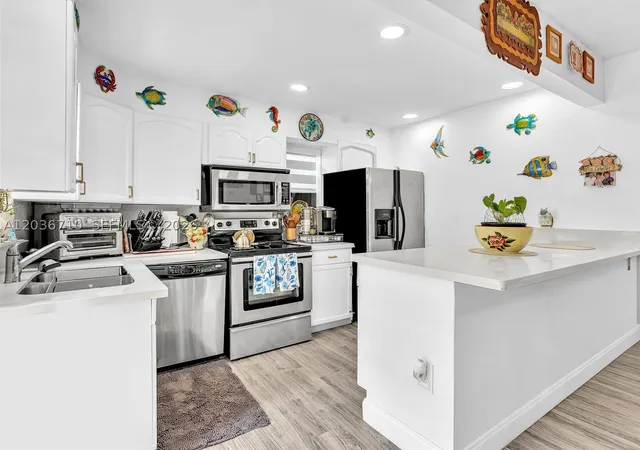 Photo 1 of Townhouse for sale at 3483 Sw 52nd Ave, Hollywood, FL 33023 | MLS# A12036710 | Listing updated on 2026-09-16