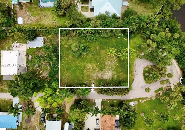 Photo 1 of Land for sale at 304 Royal Palm Park Rd, Fort Myers, FL 33905 | MLS# A12037777 | Listing updated on 2026-08-20