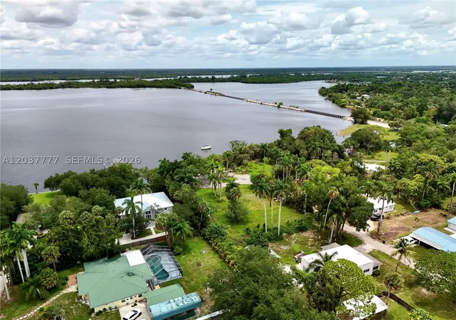 Photo 3 of Land for sale at 304 Royal Palm Park Rd, Fort Myers, FL 33905 | MLS# A12037777 | Listing updated on 2026-08-20