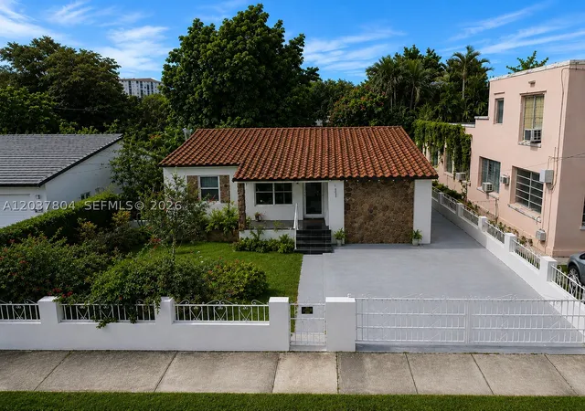 Single family home for sale at 4240 Sw 14Th St, Miami, FL 33134 | MLS# A12037804
