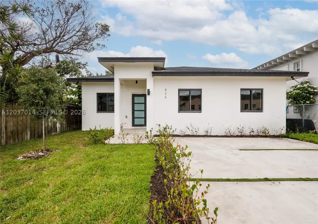 Photo 2 of Single family home for sale at 426 Sw 9th Ave, Homestead, FL 33030 | MLS# A12037014 | Listing updated on 2026-10-02