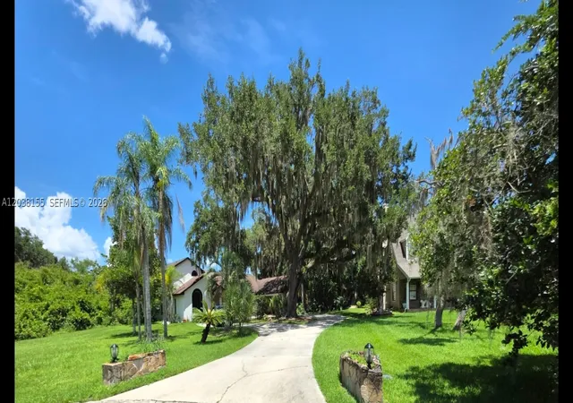 Photo 2 of Single family home for sale at 2261 Mariner Cv, Kissimmee, FL 34746 | MLS# A12038155 | Listing updated on 2026-09-22