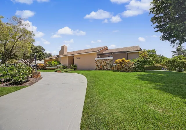 Photo 2 of Single family home for sale at 7880 Sw 180Th Ter, Palmetto Bay, FL 33157 | MLS# A12037243 | Listing updated on 2026-10-06