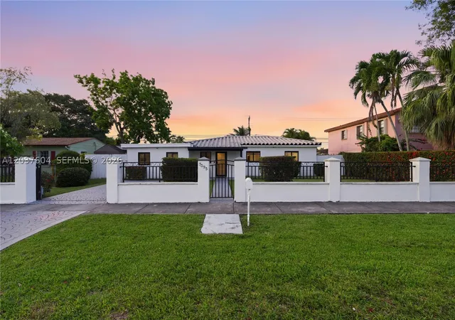 Photo 2 of Single family home for sale at 7395 Sw 39th St, Miami, FL 33155 | MLS# A12037604 | Listing updated on 2026-09-06