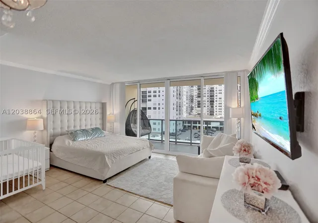 Photo 3 of Condo for sale at 2501 S Ocean Dr #605, Hollywood, FL 33019 | MLS# A12038864 | Listing updated on 2026-09-23