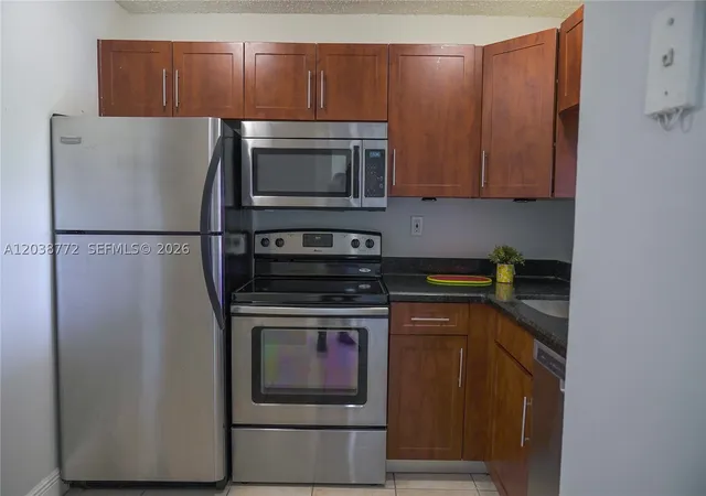 Photo 2 of Condo for sale at 482 Nw 165th St Rd #A504, Miami, FL 33169 | MLS# A12038772 | Listing updated on 2026-09-04