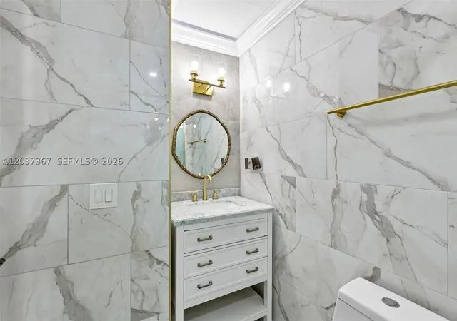 Photo 1 of Townhouse for sale at 86 Ann Lee Ln, Tamarac, FL 33319 | MLS# A12037367 | Listing updated on 2026-10-02