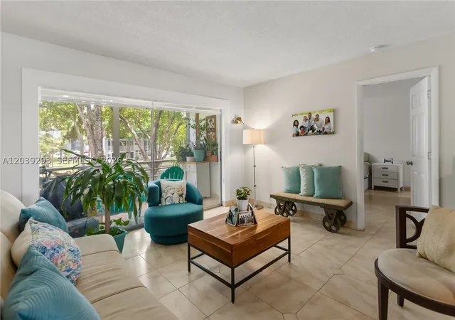 Listing Photo 5 - Condo for sale in building located at 8846 W Mcnab Rd, Tamarac, FL 33321 - Unit #206