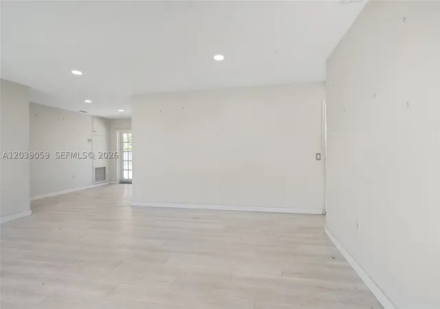 Photo 4 of Single family home for sale at 10051 Sw 13Th Ter, Miami, FL 33174 | MLS# A12039059 | Listing updated on 2026-09-09