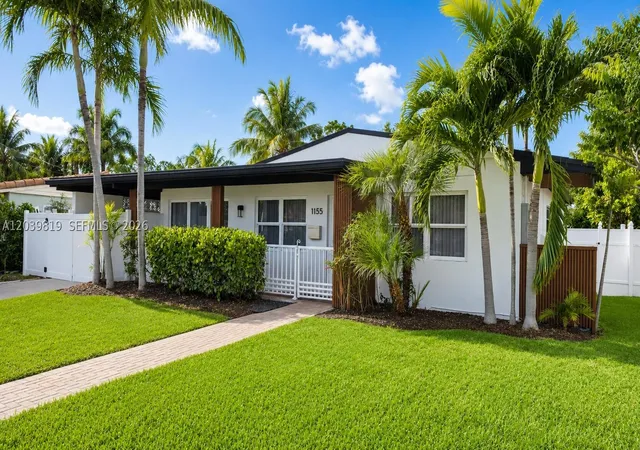 Photo 1 of Sale Pending at 1155 Hayes St, Hollywood, FL 33019 | MLS# A12039819 | Listing updated on 2026-10-06