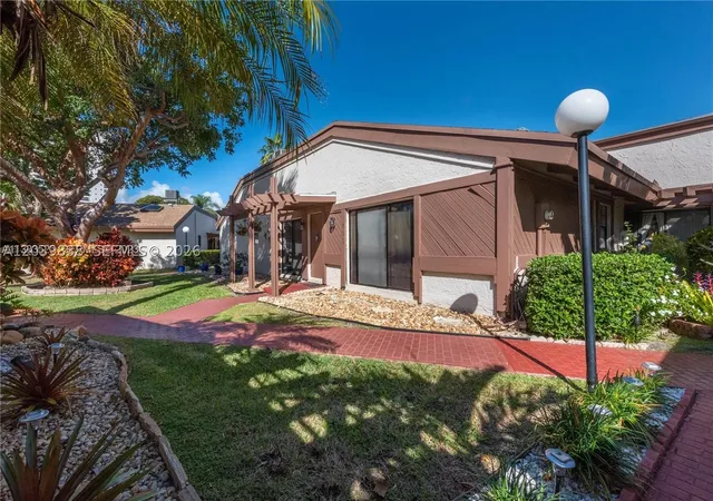 Photo 2 of Single family home for sale at 601 Leslie Dr, Hallandale Beach, FL 33009 | MLS# A12039838 | Listing updated on 2026-09-16