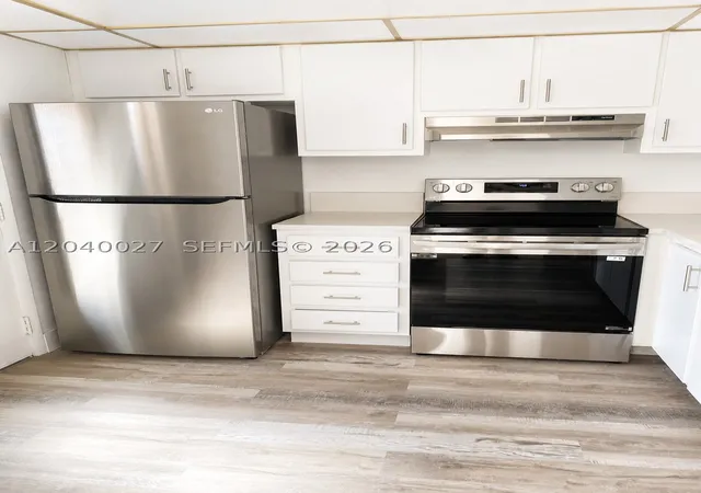 Photo 2 of Condo for sale at 406 Nw 68th Ave #526, Plantation, FL 33317 | MLS# A12040027 | Listing updated on 2026-09-11