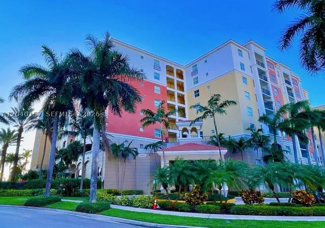 Photo 3 of Condo for sale at 17150 N Bay Rd #2912, Sunny Isles Beach, FL 33160 | MLS# A12040157 | Listing updated on 2026-10-03