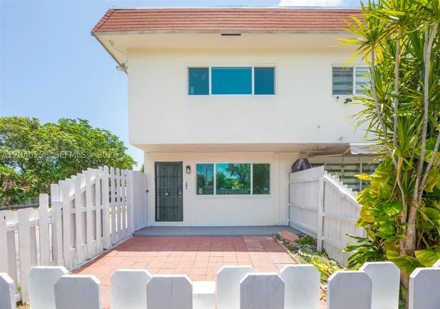 Photo 1 of Condo for sale at 1450 Ne 151st St #101, North Miami Beach, FL 33162 | MLS# A12040258 | Listing updated on 2026-08-26