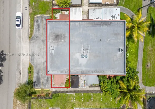 Listing Photo 4 - Condo for sale in building located at 1450 Ne 151St St, Miami, FL 33162 - Unit #101