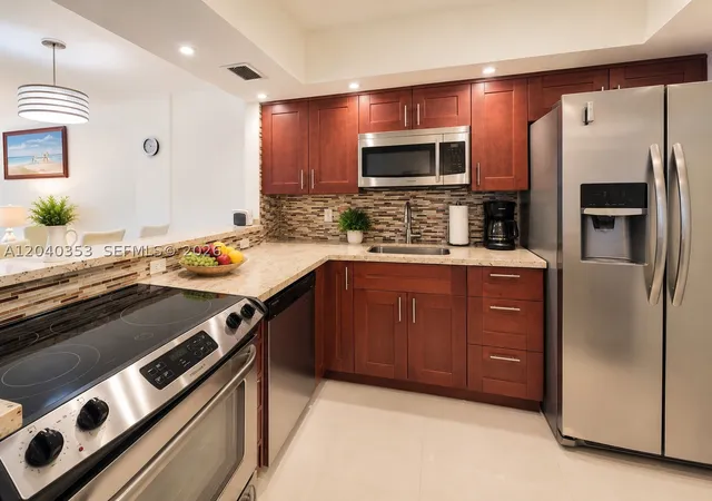 Photo 3 of Condo for sale at 1333 E Hallandale Beach Blvd #106, Hallandale Beach, FL 33009 | MLS# A12040353 | Listing updated on 2026-09-27