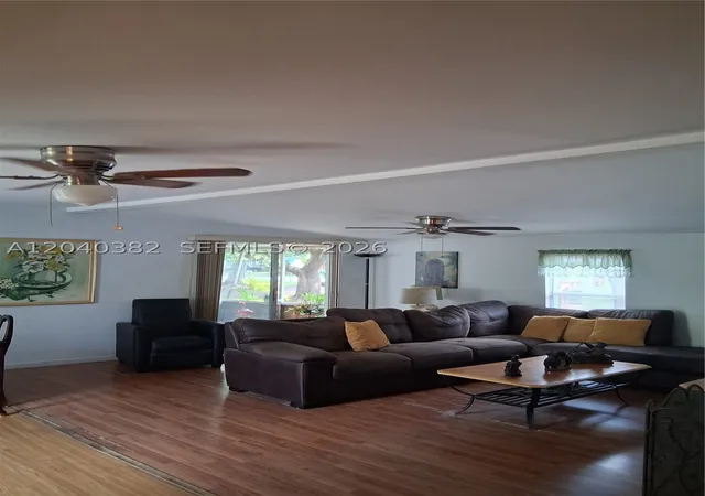 Photo 4 of Manufactured home for sale at 5030 Sw 30Th Ave, Dania Beach, FL 33312 | MLS# A12040382 | Listing updated on 2026-09-15