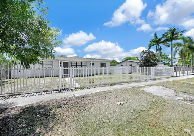 Photo 2 of Single family home for sale at 28410 Sw 147th Ave, Homestead, FL 33033 | MLS# A12040432 | Listing updated on 2026-08-29