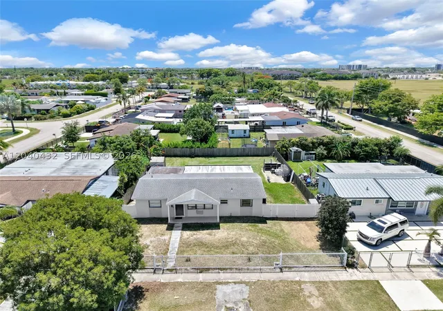 Photo 3 of Single family home for sale at 28410 Sw 147th Ave, Homestead, FL 33033 | MLS# A12040432 | Listing updated on 2026-08-29
