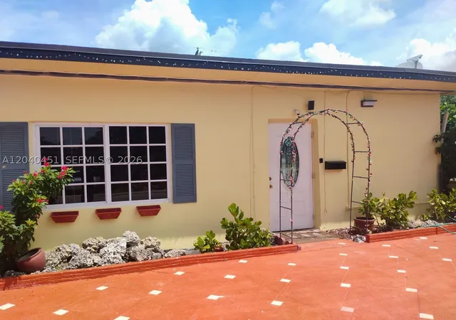 Photo 1 of Multi family home for sale at 259 Ne 111th St, Miami, FL 33161 | MLS# A12040451 | Listing updated on 2026-09-10