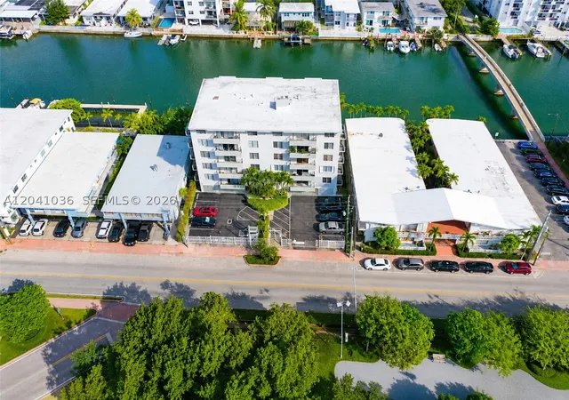 Photo 3 of Condo for sale at 8024 Tatum Waterway Dr #2B, Miami Beach, FL 33141 | MLS# A12041036 | Listing updated on 2026-09-23