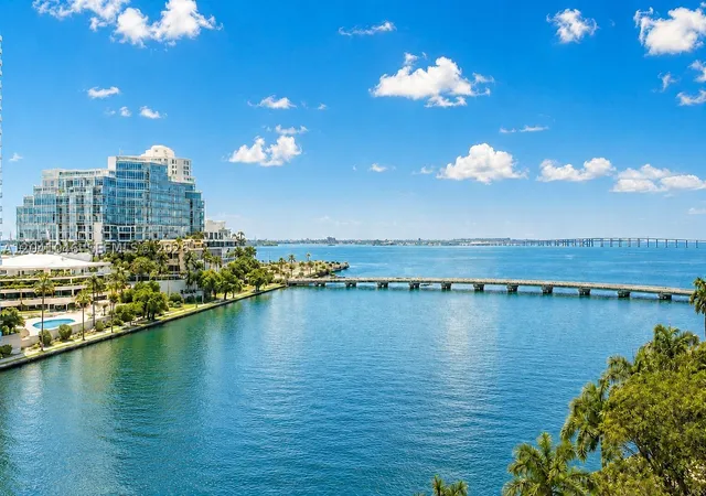 Listing Photo 1 - Condo for sale in building located at 495 Brickell Ave, Miami, FL 33131 - Unit #BAY807