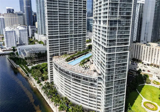 Photo 3 of Condo for sale at 465 Brickell Ave #2101, Miami, FL 33131 | MLS# A12036205 | Listing updated on 2026-09-10
