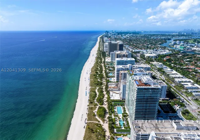 Listing Photo 2 - Condo for sale in building located at 10201 Collins Ave, Miami, FL 33154 - Unit #906