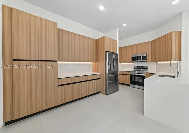 Photo 1 of Single family home for sale at 3040 Sw 44th Ct, Dania Beach, FL 33312 | MLS# A12040908 | Listing updated on 2026-10-02
