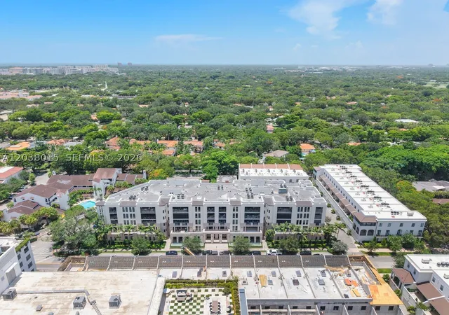 Photo 3 of Condo for sale at 718 Valencia Ave #403, Coral Gables, FL 33134 | MLS# A12038015 | Listing updated on 2026-09-14