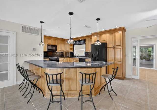 Photo 4 of Single family home for sale at 5511 Taylor St, Hollywood, FL 33021 | MLS# A12039813 | Listing updated on 2026-09-24