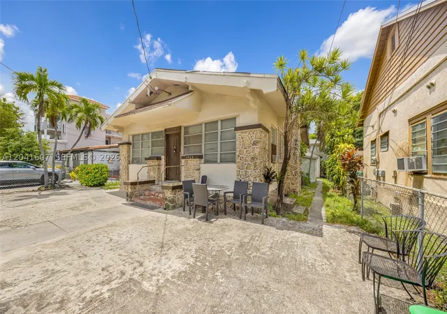 Photo 3 of Multi family home for sale at 1468 Sw 2nd St, Miami, FL 33135 | MLS# A12041607 | Listing updated on 2026-09-22