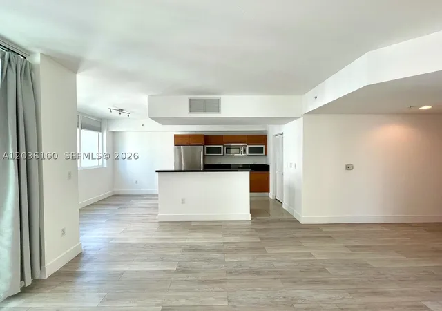 Photo 2 of Condo for sale at 253 Ne 2Nd St #2108, Miami, FL 33132 | MLS# A12036160 | Listing updated on 2026-09-10