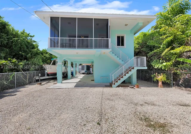 Photo 1 of Single family home for sale at 54 Tarpon Ave, Key Largo, FL 33037 | MLS# A12036438 | Listing updated on 2026-10-05