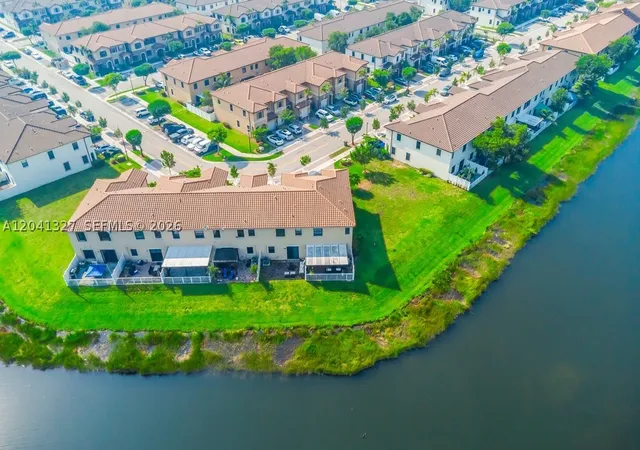 Photo 3 of Sale Pending at 3401 W 94th Ter, Hialeah, FL 33018 | MLS# A12041327 | Listing updated on 2026-09-04