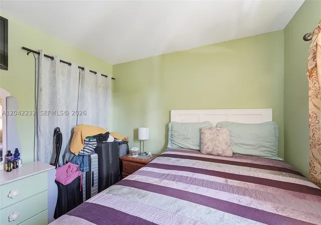 Listing Photo 4 - Condo for sale in building located at 2974 Nw 55Th Ave, Lauderhill, FL 33313 - Unit #2B