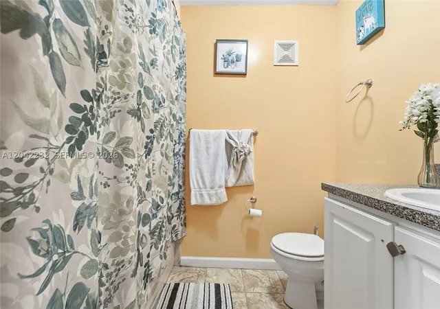 Listing Photo 5 - Condo for sale in building located at 2974 Nw 55Th Ave, Lauderhill, FL 33313 - Unit #2B