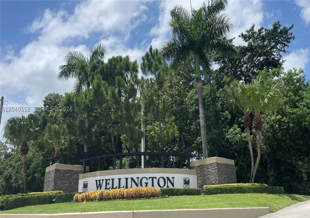 Photo 3 of Single family home for sale at 9936 Woodworth Ct, Wellington, FL 33414 | MLS# A12040552 | Listing updated on 2026-09-10