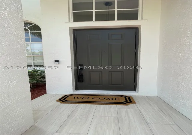 Photo 4 of Single family home for sale at 9936 Woodworth Ct, Wellington, FL 33414 | MLS# A12040552 | Listing updated on 2026-09-10