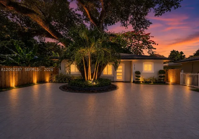 Photo 2 of Single family home for sale at 2750 Nw 170th St, Miami Gardens, FL 33056 | MLS# A12042187 | Listing updated on 2026-09-05