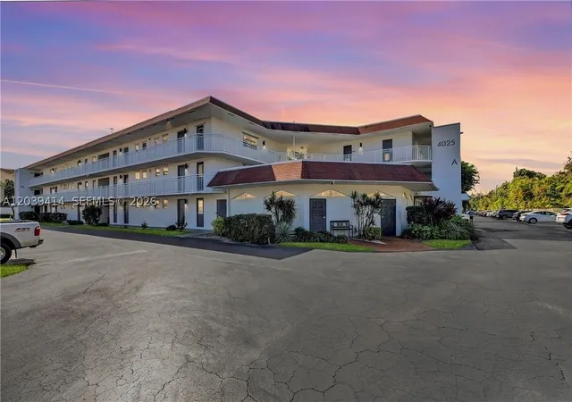 Photo 3 of Condo for sale at 4025 N Federal Hwy #120A, Fort Lauderdale, FL 33308 | MLS# A12039414 | Listing updated on 2026-09-12