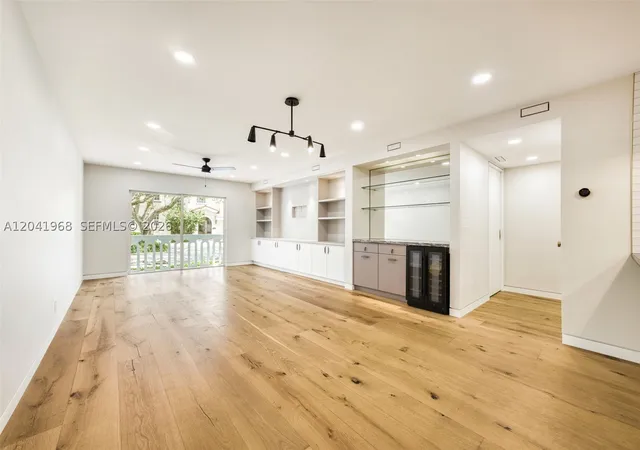 Photo 2 of Condo for sale at 100 Edgewater Dr #142, Coral Gables, FL 33133 | MLS# A12041968 | Listing updated on 2026-09-13