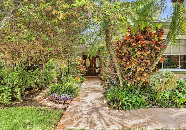 Photo 2 of Sale Pending at 15045 Sw 138th Pl, Miami, FL 33186 | MLS# A12042928 | Listing updated on 2026-09-07